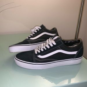 Men’s Old Skool Vans - size 11